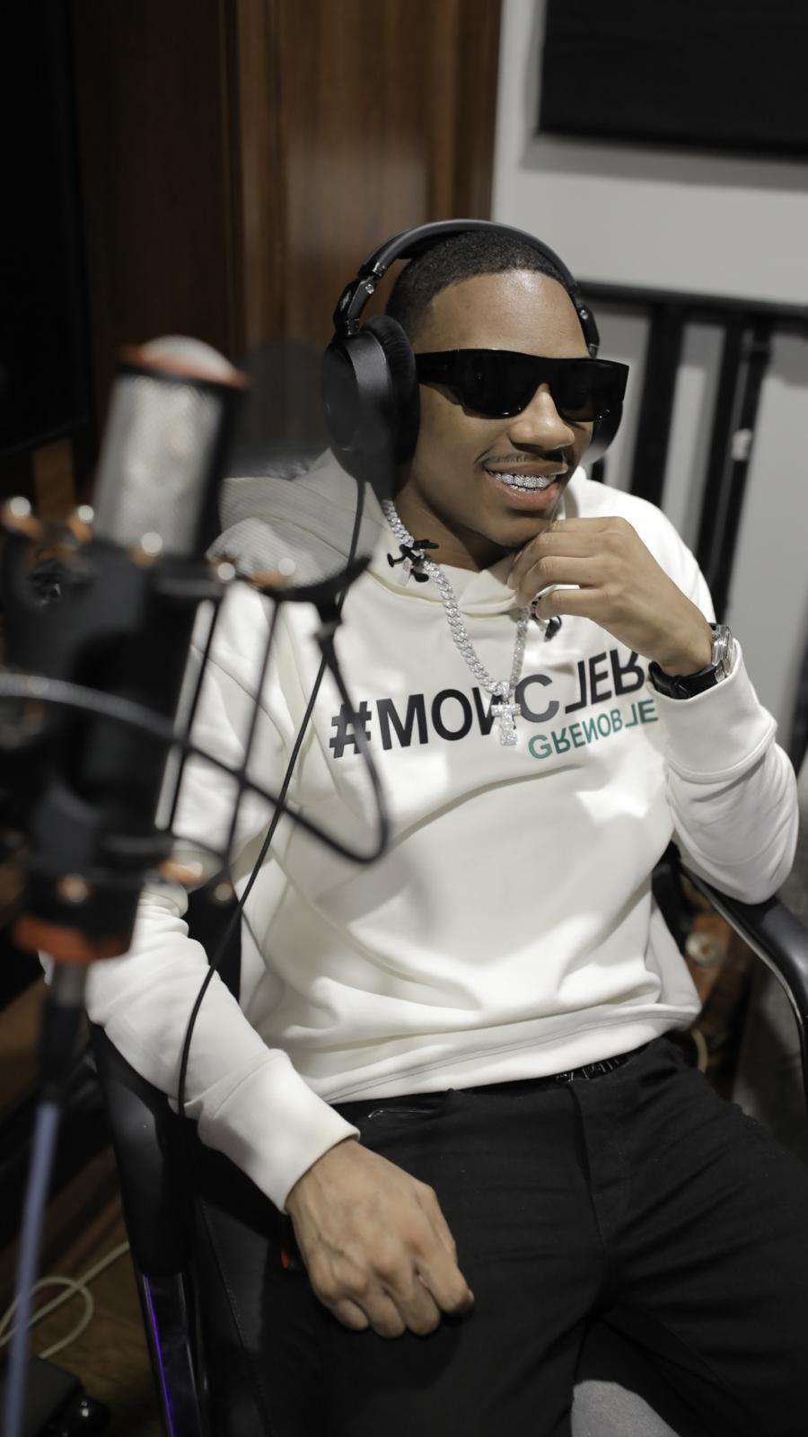 Studio Vibes